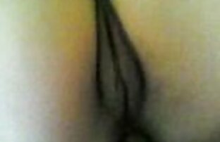 XXX Er alte frauen nackt video ist schön und steckt es in den Mund